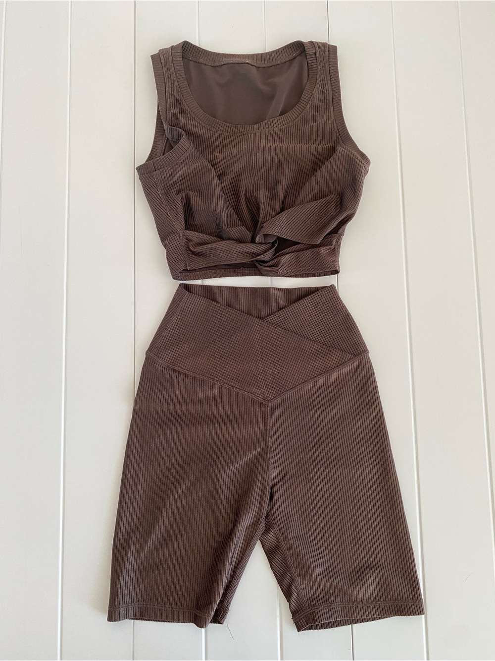 Aerie OFFLINE Ribbed sports bra Twist Tank Top & Shorts - Brown